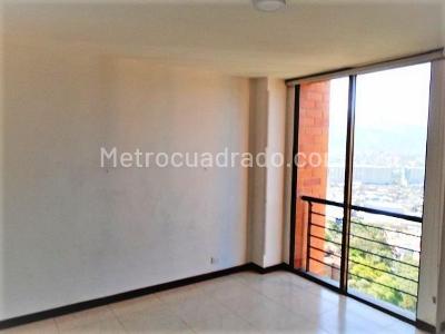 Apartamento en venta en El Encierro, Medellín · foto 8 de 18