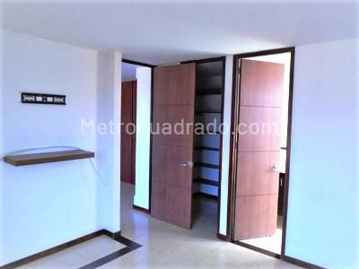 Apartamento en venta en El Encierro, Medellín · foto 13 de 18