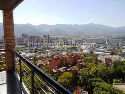 Apartamento en venta en El Encierro, Medellín · foto 17 de 18
