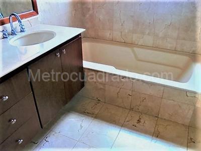 Apartamento en venta en El Poblado, Medellín · foto 16 de 20