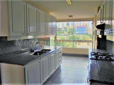 Apartamento en venta en El Poblado, Medellín · foto 8 de 20