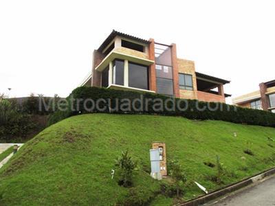 Casa de 4 alcobas en venta en Envigado Alto Del Escobero, Envigado, 430 m² · foto 20 de 20