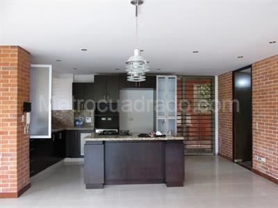 Casa de 4 alcobas en venta en Envigado Alto Del Escobero, Envigado, 430 m² · foto 2 de 20
