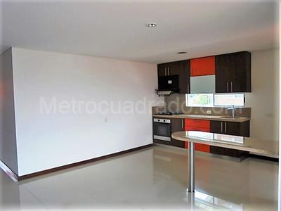 Apartamento en venta en El Poblado, Medellín · foto 5 de 19