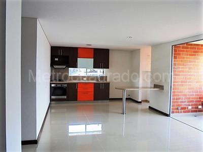Apartamento en venta en El Poblado, Medellín · foto 3 de 19