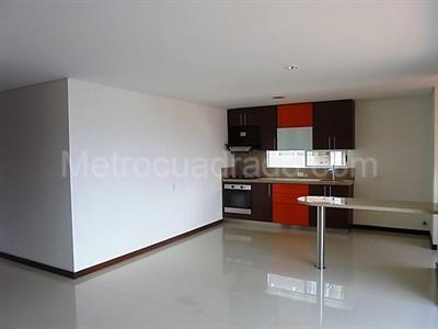 Apartamento en venta en El Poblado, Medellín · foto 7 de 19