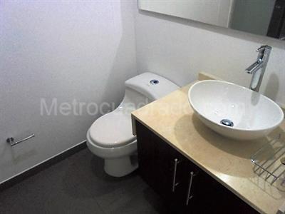 Apartamento en venta en El Poblado, Medellín · foto 16 de 19
