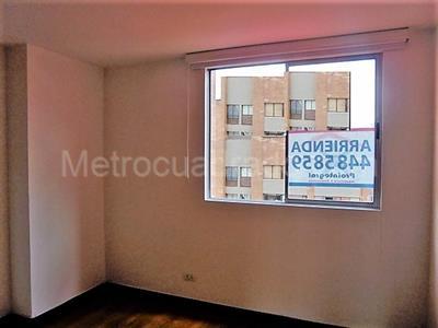 Apartamento en venta en El Poblado, Medellín · foto 10 de 19