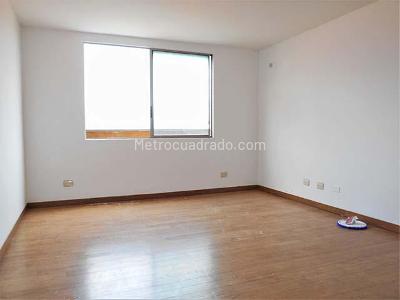 Casa de 3 alcobas en venta en Aves Maria, Sabaneta, 347 m² · foto 12 de 19