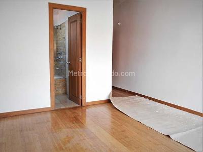 Casa de 3 alcobas en venta en Aves Maria, Sabaneta, 347 m² · foto 15 de 19
