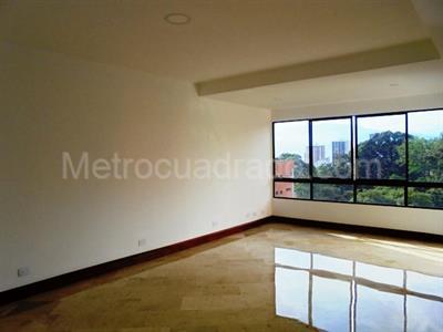 Apartamento de 3 alcobas en venta en El Poblado, Medellín, 180 m² · foto 3 de 17