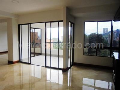 Apartamento de 3 alcobas en venta en El Poblado, Medellín, 180 m² · foto 4 de 17