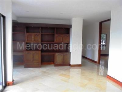 Apartamento de 3 alcobas en venta en El Poblado, Medellín, 180 m² · foto 6 de 17