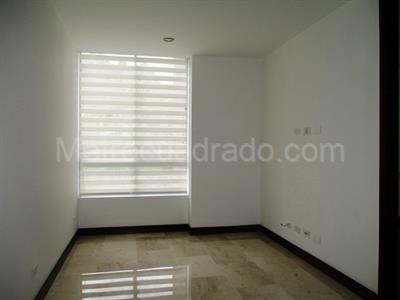 Apartamento de 3 alcobas en venta en El Poblado, Medellín, 205 m² · foto 8 de 20