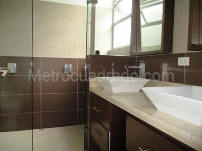 Apartamento de 3 alcobas en venta en El Poblado, Medellín, 205 m² · foto 13 de 20