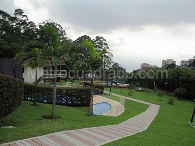 Apartamento de 3 alcobas en venta en El Poblado, Medellín, 205 m² · foto 17 de 20