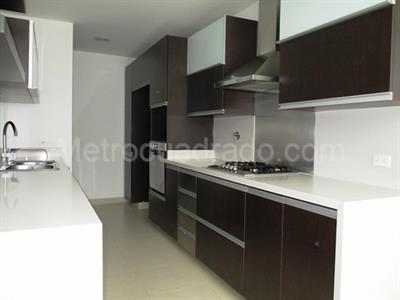 Apartamento de 3 alcobas en venta en El Poblado, Medellín, 205 m² · foto 4 de 20