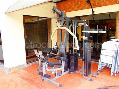 Apartamento de 3 alcobas en venta en El Poblado, Medellín, 300 m² · foto 11 de 20