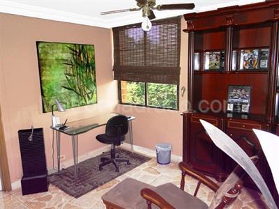 Apartamento de 3 alcobas en venta en El Poblado, Medellín, 300 m² · foto 14 de 20