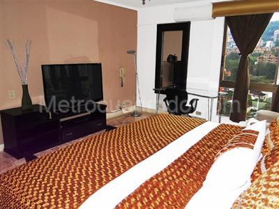 Apartamento de 3 alcobas en venta en El Poblado, Medellín, 300 m² · foto 17 de 20