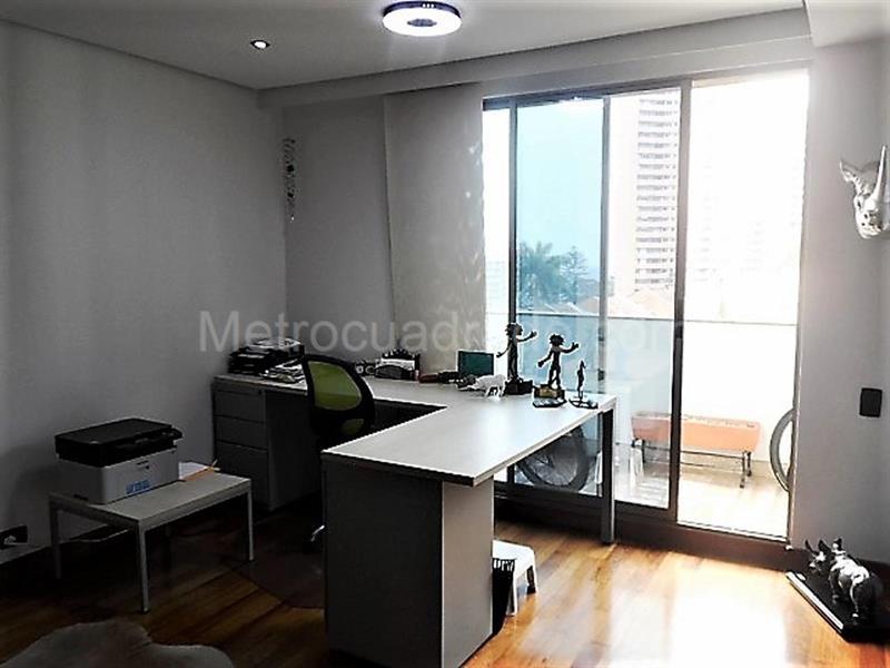 Apartamento en Venta y Arriendo, EL POBLADO, Medellín - Więcej