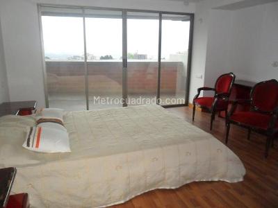 Apartamento de 3 alcobas en venta en El Poblado, Medellín, 469 m² · foto 10 de 18
