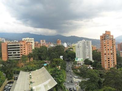 Apartamento de 3 alcobas en venta en El Poblado, Medellín, 469 m² · foto 18 de 18