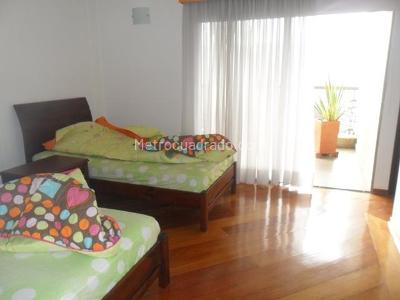 Apartamento de 3 alcobas en venta en El Poblado, Medellín, 469 m² · foto 12 de 18