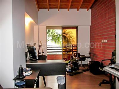 Casa de 3 alcobas en venta en El Atravezado, Envigado, 180 m² · foto 13 de 20