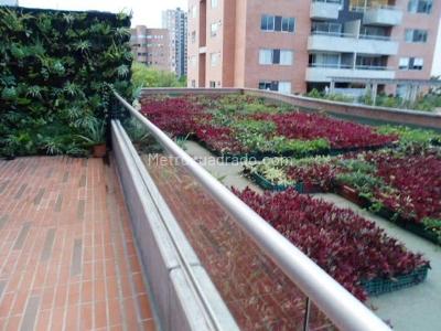 Apartamento de 3 alcobas en venta en El Poblado, Medellín, 130 m² · foto 15 de 17