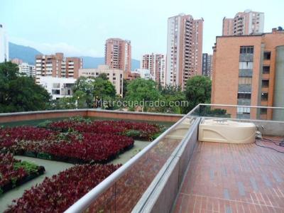 Apartamento de 3 alcobas en venta en El Poblado, Medellín, 130 m² · foto 17 de 17