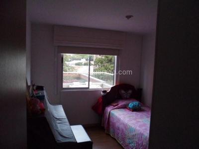 Apartamento de 3 alcobas en venta en El Poblado, Medellín, 130 m² · foto 5 de 17