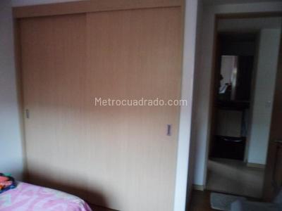 Apartamento de 3 alcobas en venta en El Poblado, Medellín, 130 m² · foto 6 de 17