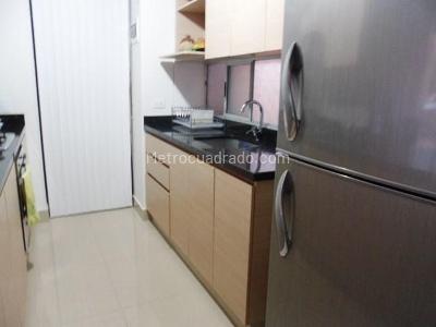 Apartamento de 3 alcobas en venta en El Poblado, Medellín, 130 m² · foto 10 de 17