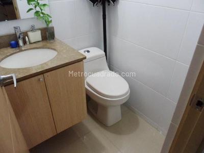 Apartamento de 3 alcobas en venta en El Poblado, Medellín, 130 m² · foto 12 de 17