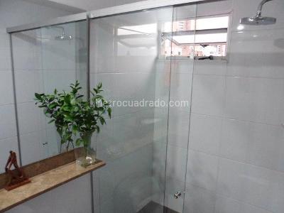 Apartamento de 3 alcobas en venta en El Poblado, Medellín, 130 m² · foto 14 de 17