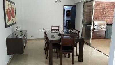 Casa de 4 alcobas en venta en El Poblado, Medellín, 395 m² · foto 3 de 20