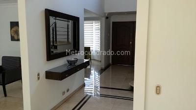 Casa de 4 alcobas en venta en El Poblado, Medellín, 395 m² · foto 6 de 20