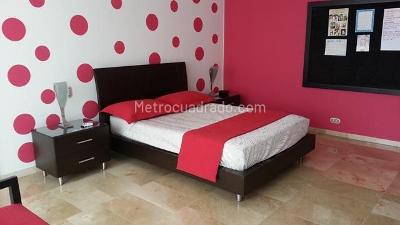 Casa de 4 alcobas en venta en El Poblado, Medellín, 395 m² · foto 12 de 20