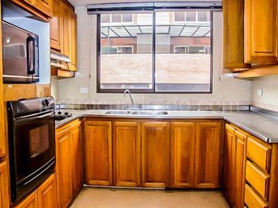 Apartamento en arriendo en El Poblado, Medellín · foto 7 de 19