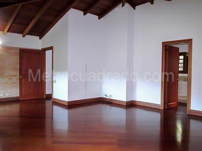 Casa de 5 alcobas en venta en Altos Del Escobero, Envigado, 510 m² · foto 12 de 20