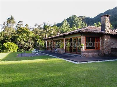 Casa de 5 alcobas en venta en Altos Del Escobero, Envigado, 510 m² · foto 18 de 20