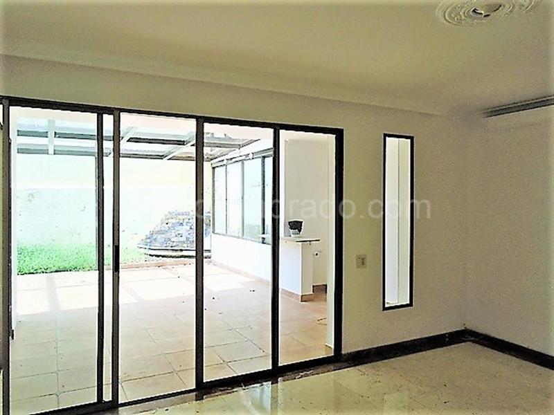 Spacious 4BR House in El Poblado - 3