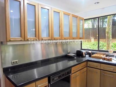Apartamento de 3 alcobas en venta en El Poblado, Medellín, 323 m² · foto 6 de 19