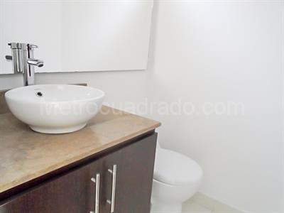 Apartamento de 3 alcobas en venta en El Poblado, Medellín, 135 m² · foto 13 de 18