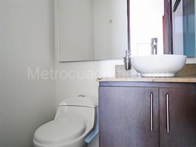 Apartamento de 3 alcobas en venta en El Poblado, Medellín, 135 m² · foto 14 de 18