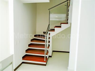 Apartamento de 3 alcobas en venta en El Poblado, Medellín, 135 m² · foto 9 de 18