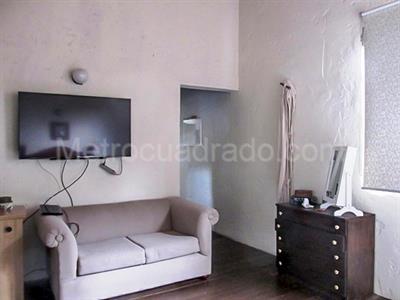 Casa de 3 alcobas en venta en Via Las Palmas, Envigado, 320 m² · foto 8 de 16