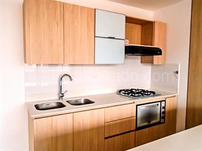 Apartamento en venta en El Poblado, Medellín · foto 3 de 19