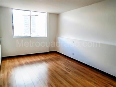 Apartamento en venta en El Poblado, Medellín · foto 6 de 19